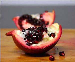 Fitness Explorer - Pomegranate Fruit - for health!